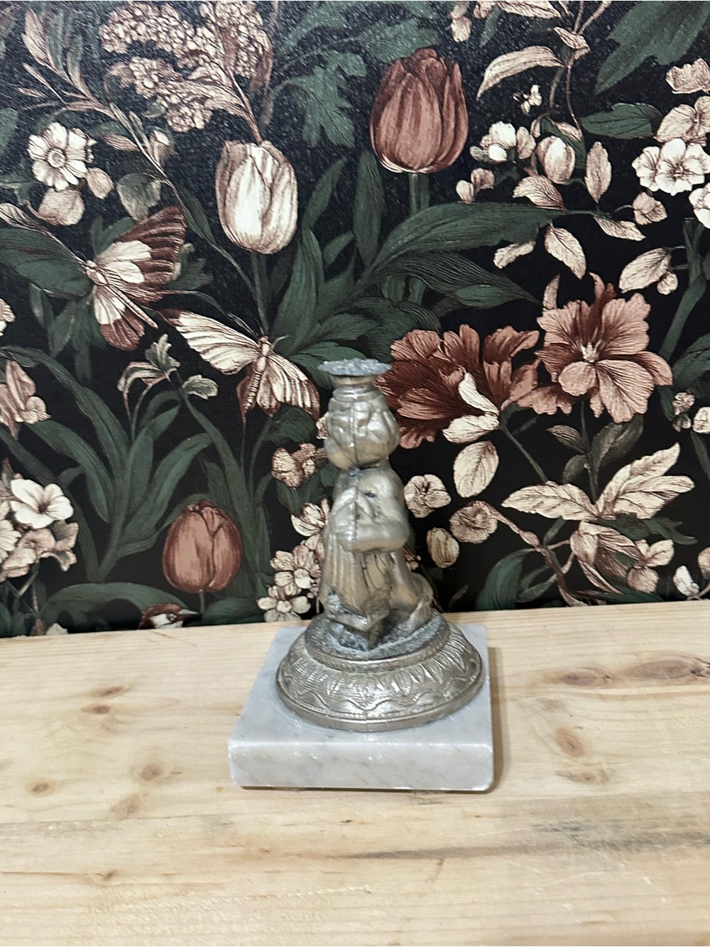 Vintage 1950s metal cupid fish, dolphin statue marble - Picture 2 of 6